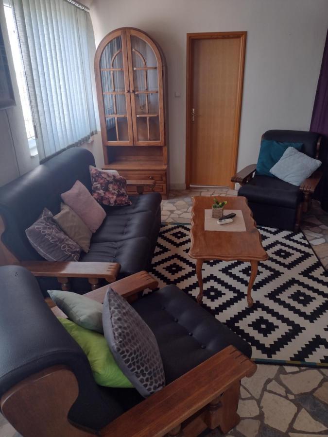 Apartments Vita ノヴィ・ヴィノドロスキー エクステリア 写真